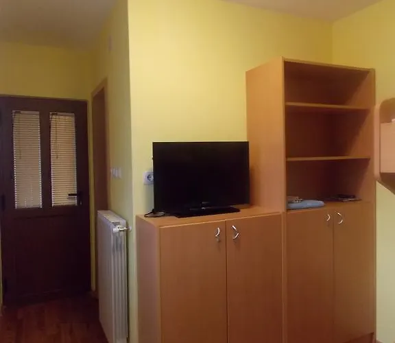 And Natasa קובאריד